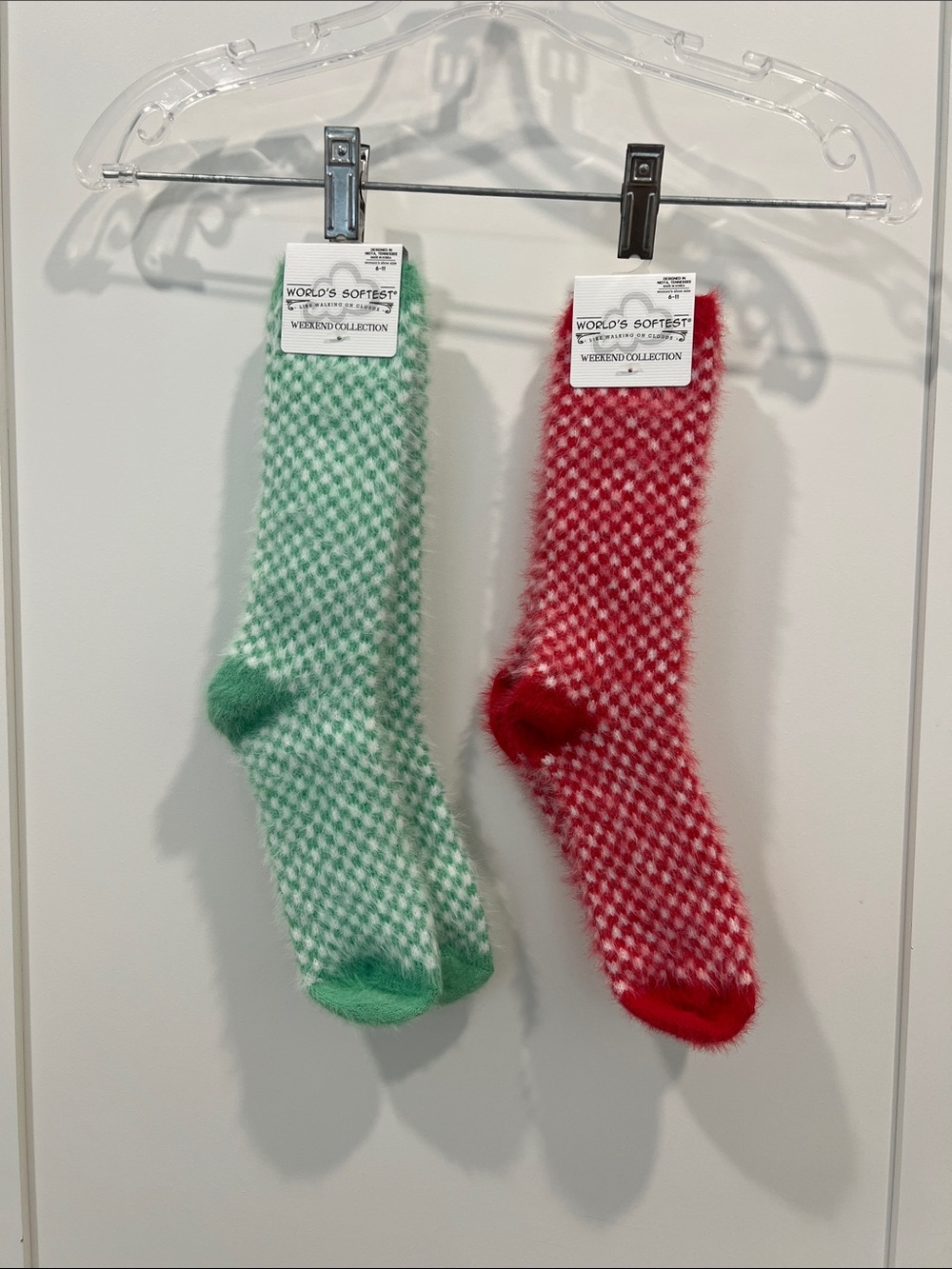 Fuzzy checkered socks - Mint & Red